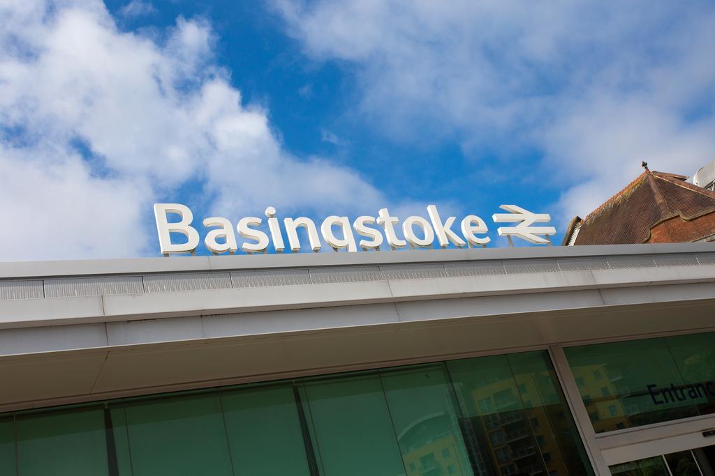Linx Apartments Skyline Plaza Basingstoke Zewnętrze zdjęcie